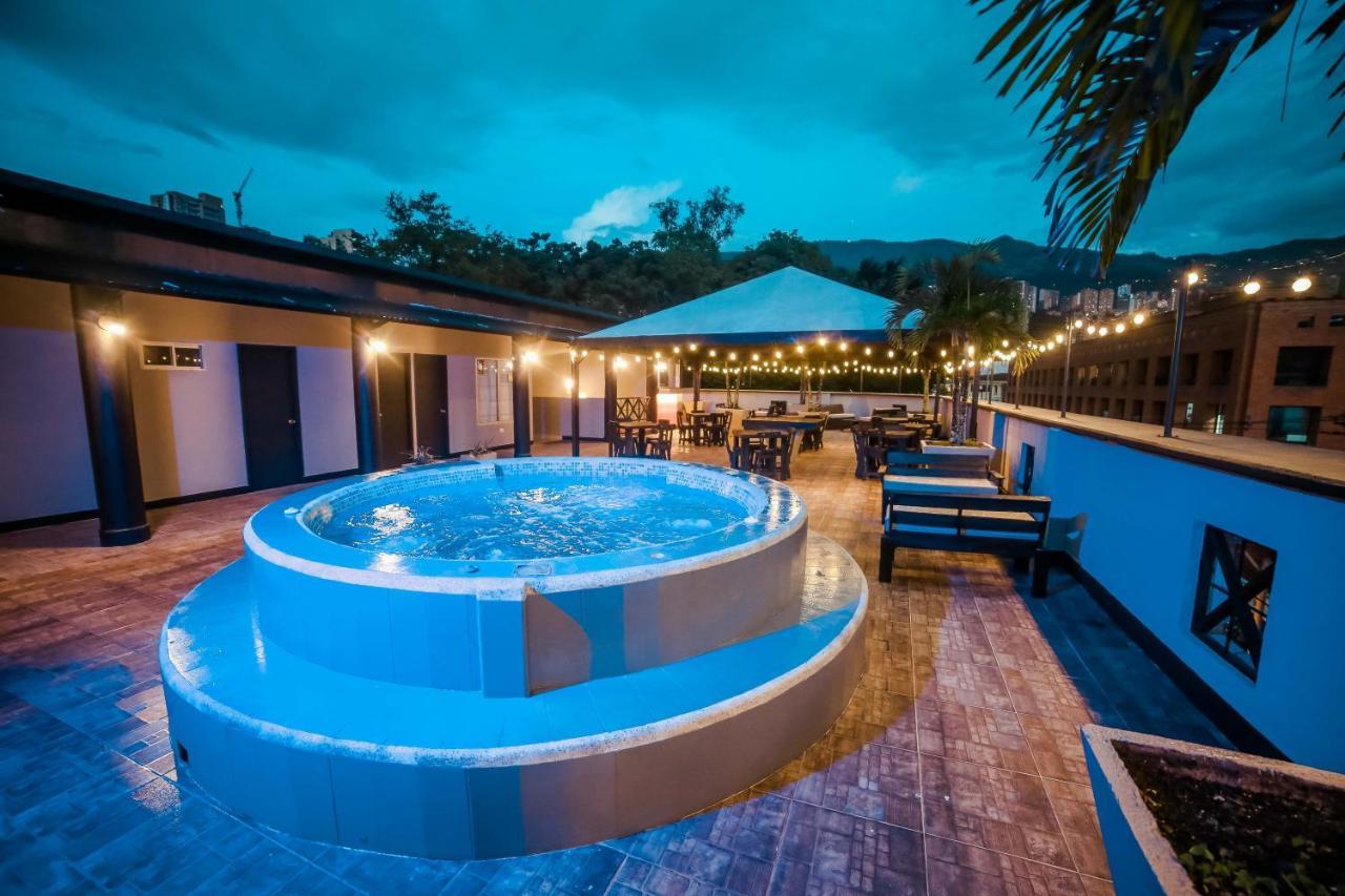 Tik By Bernalo Hotels Medellin Exterior photo